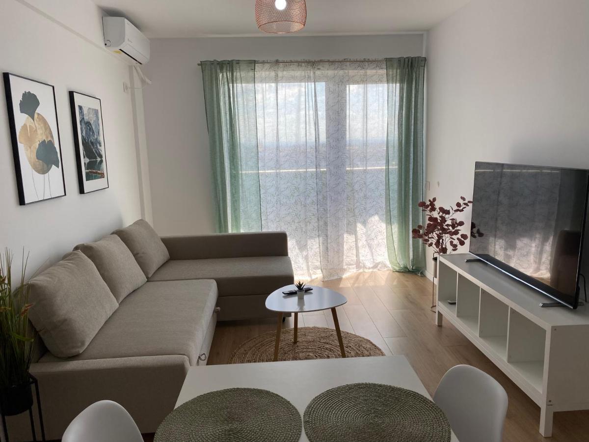 Zen Residence Орадя Экстерьер фото