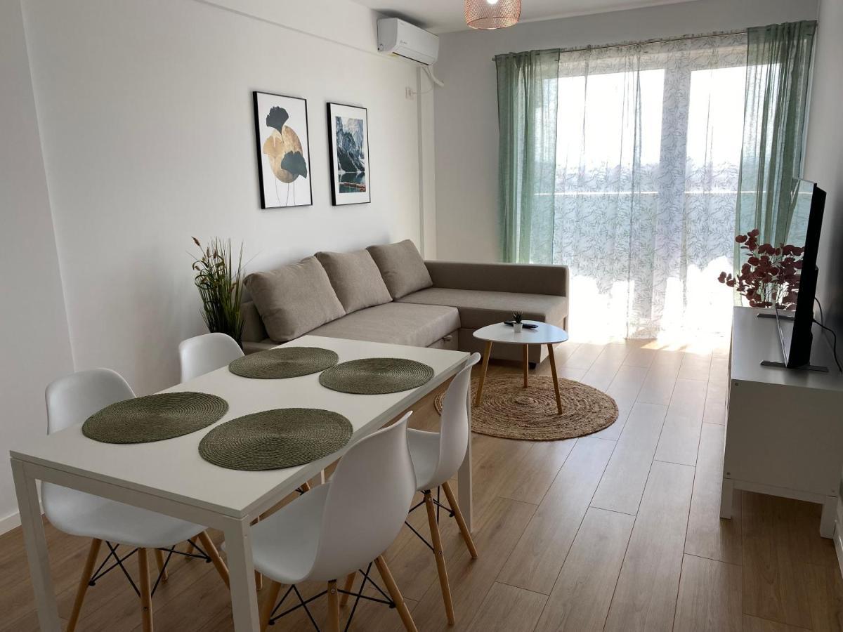 Zen Residence Орадя Экстерьер фото